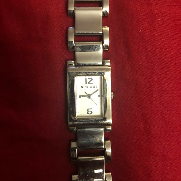 Nine West silvertone bracelet watch - Picture 1 of 4